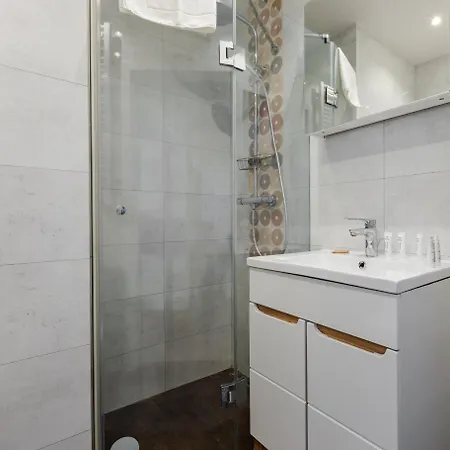 Lecha Comfort By Bookinghost Apartment